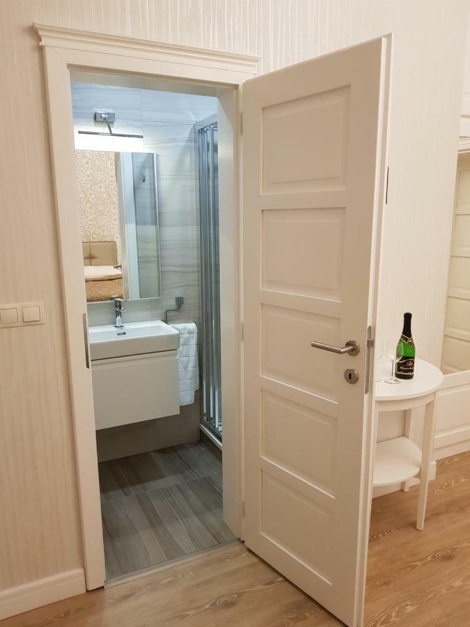 玛丽亚温泉Apartman St. Vladimir Kirche公寓 外观 照片